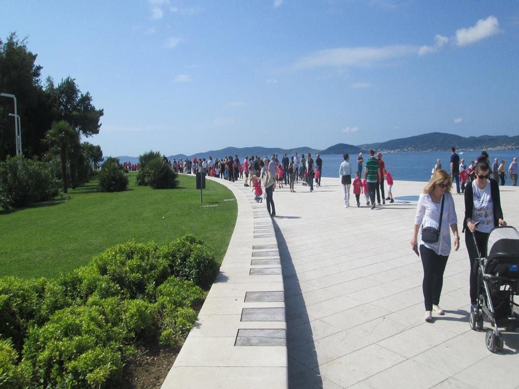 Guest House Marija Zadar Exterior photo